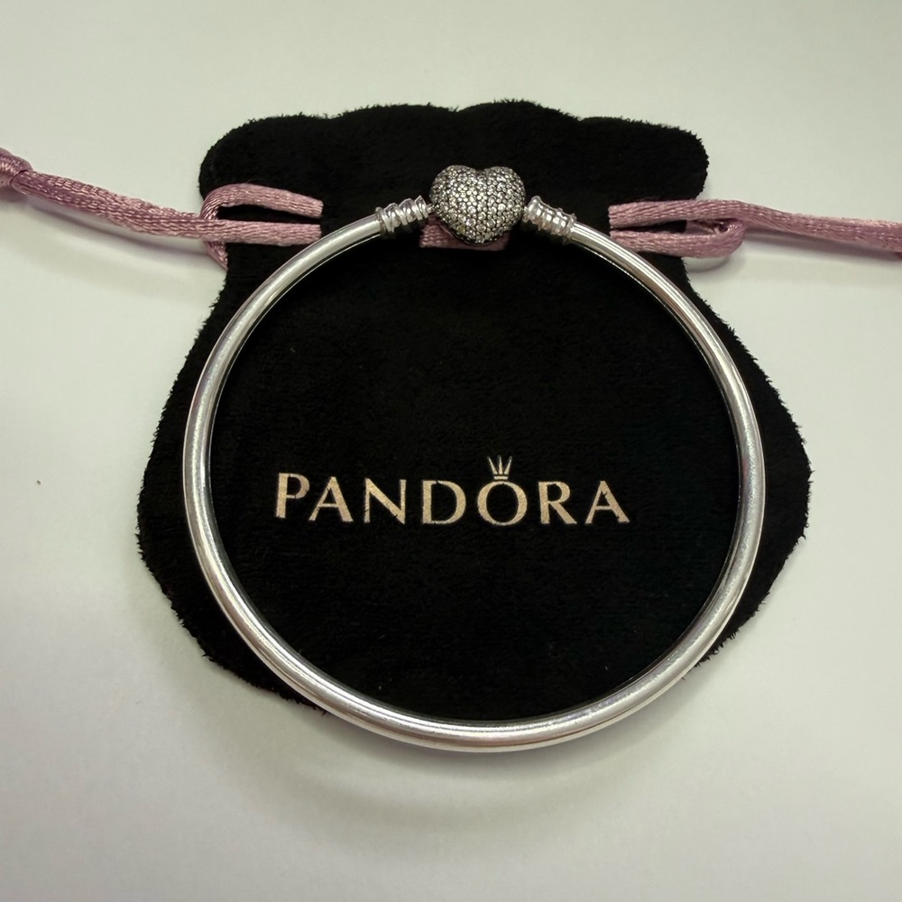 Pandora Limited Edition Always in my Heart Bangle 7 inch